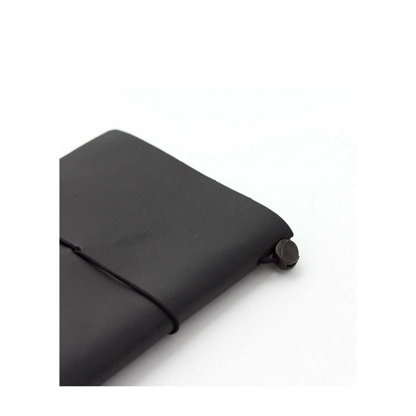 Passport Size Black – MŌNO